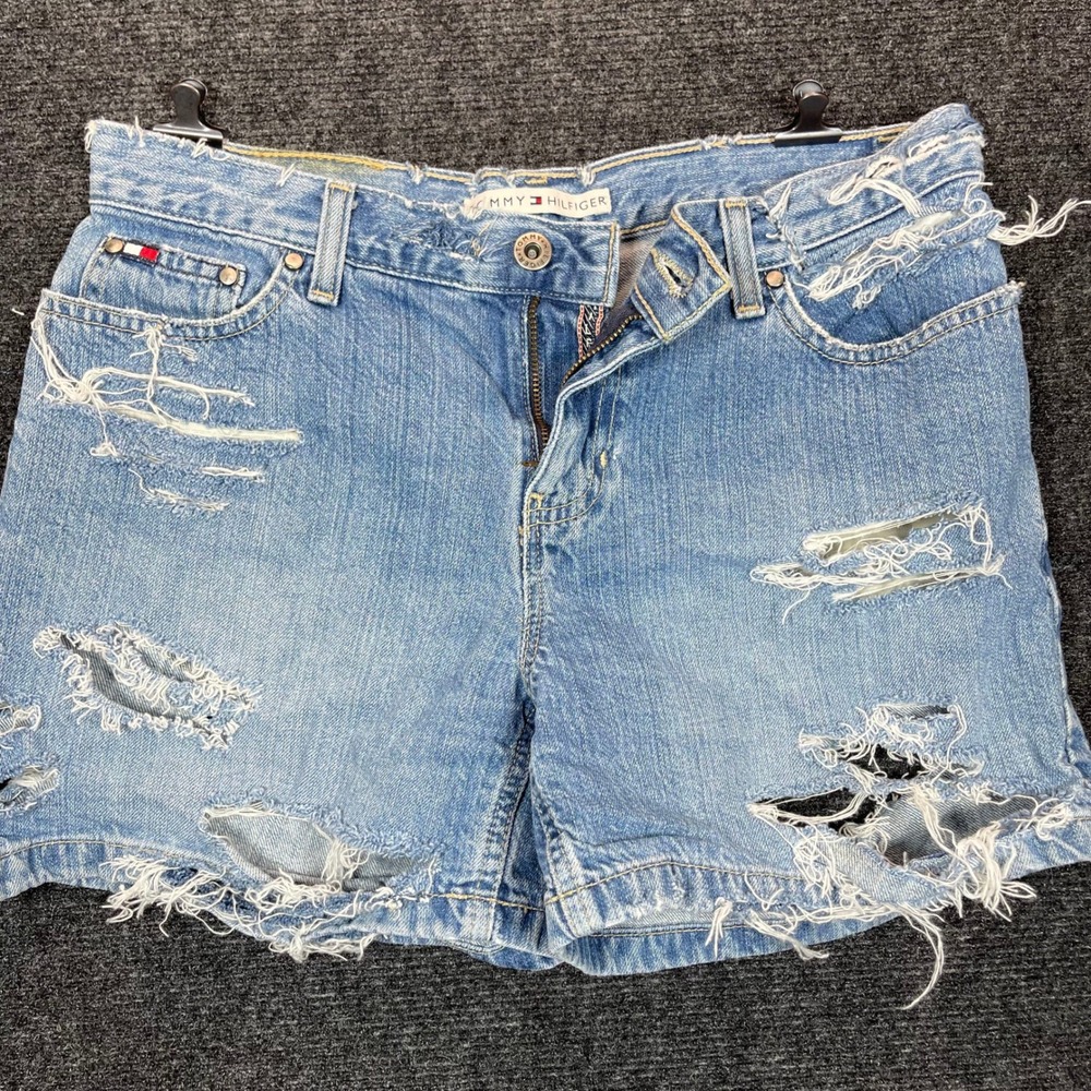 Tommy Hilfiger Boyfriend Denim Shorts 2 Distressed Frayed Y2K Grunge Trashed 90s